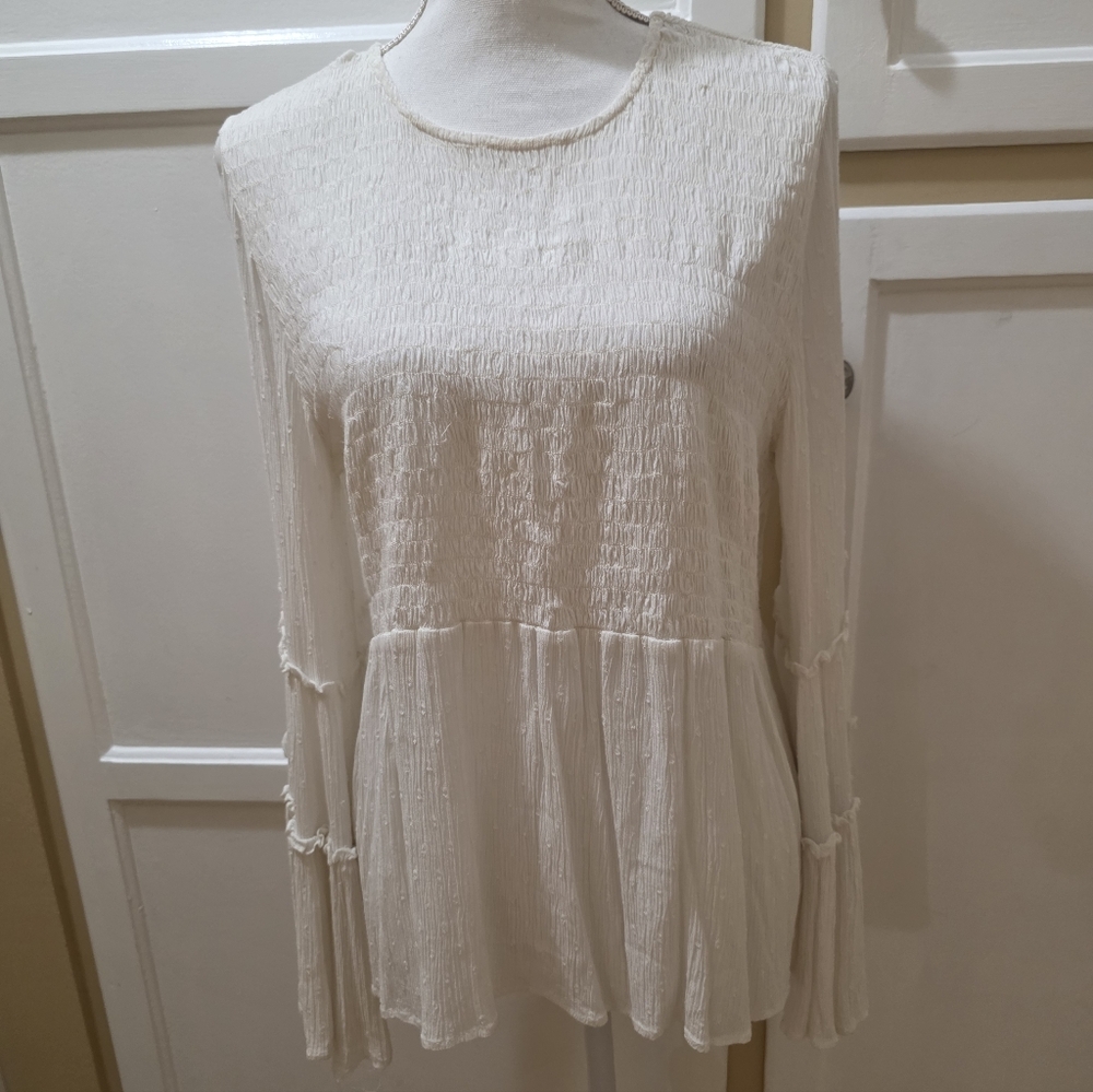 American Eagle Elegant Cream Peplum Bottom Women's Top - Picture 1 of 14